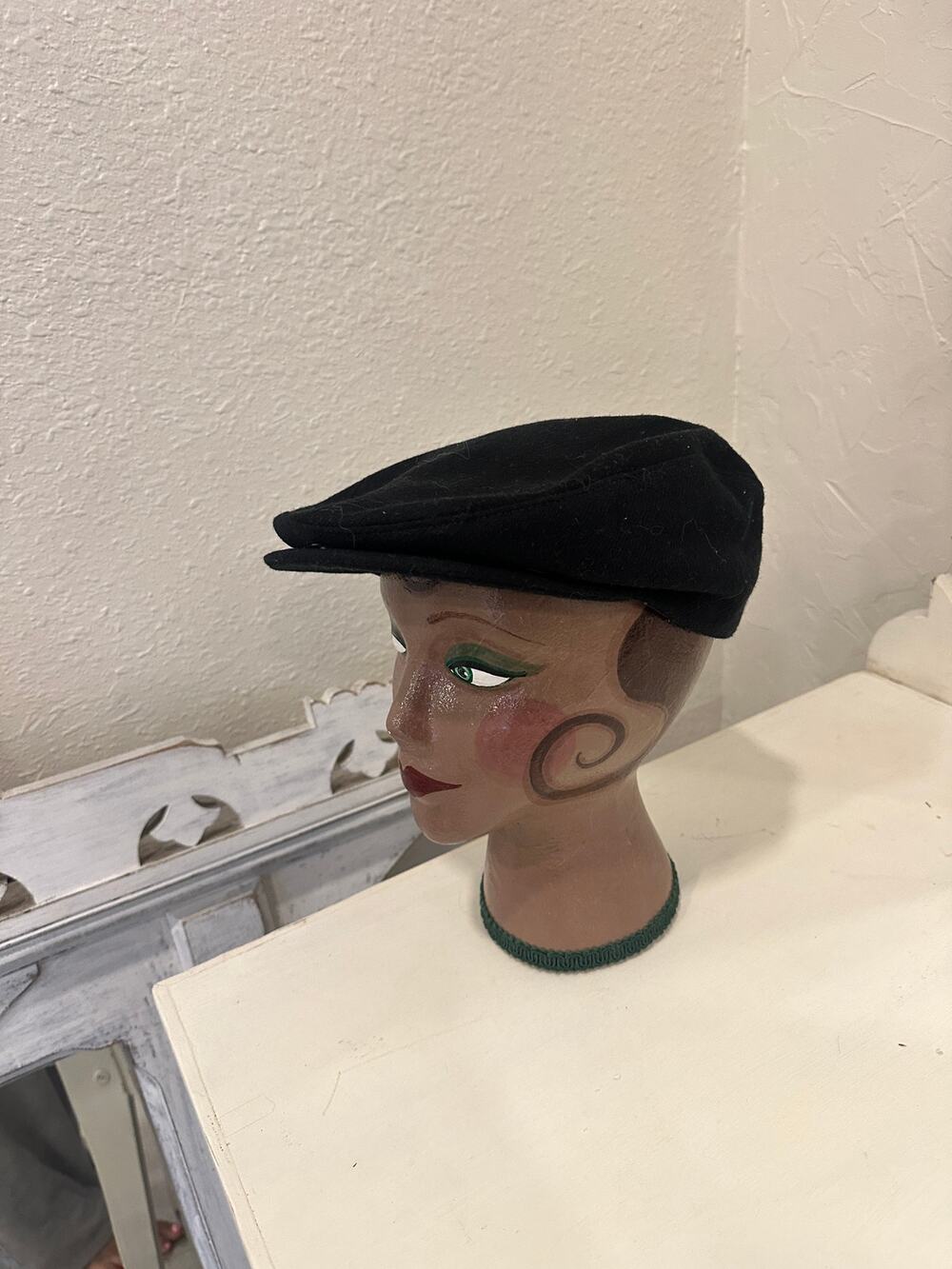 Vintage Made in USA Medium Black Wool Ivy Cap 7 1/8